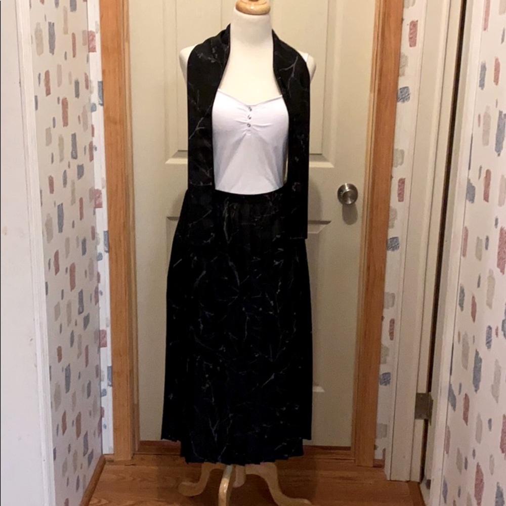 Black tree branch skirt